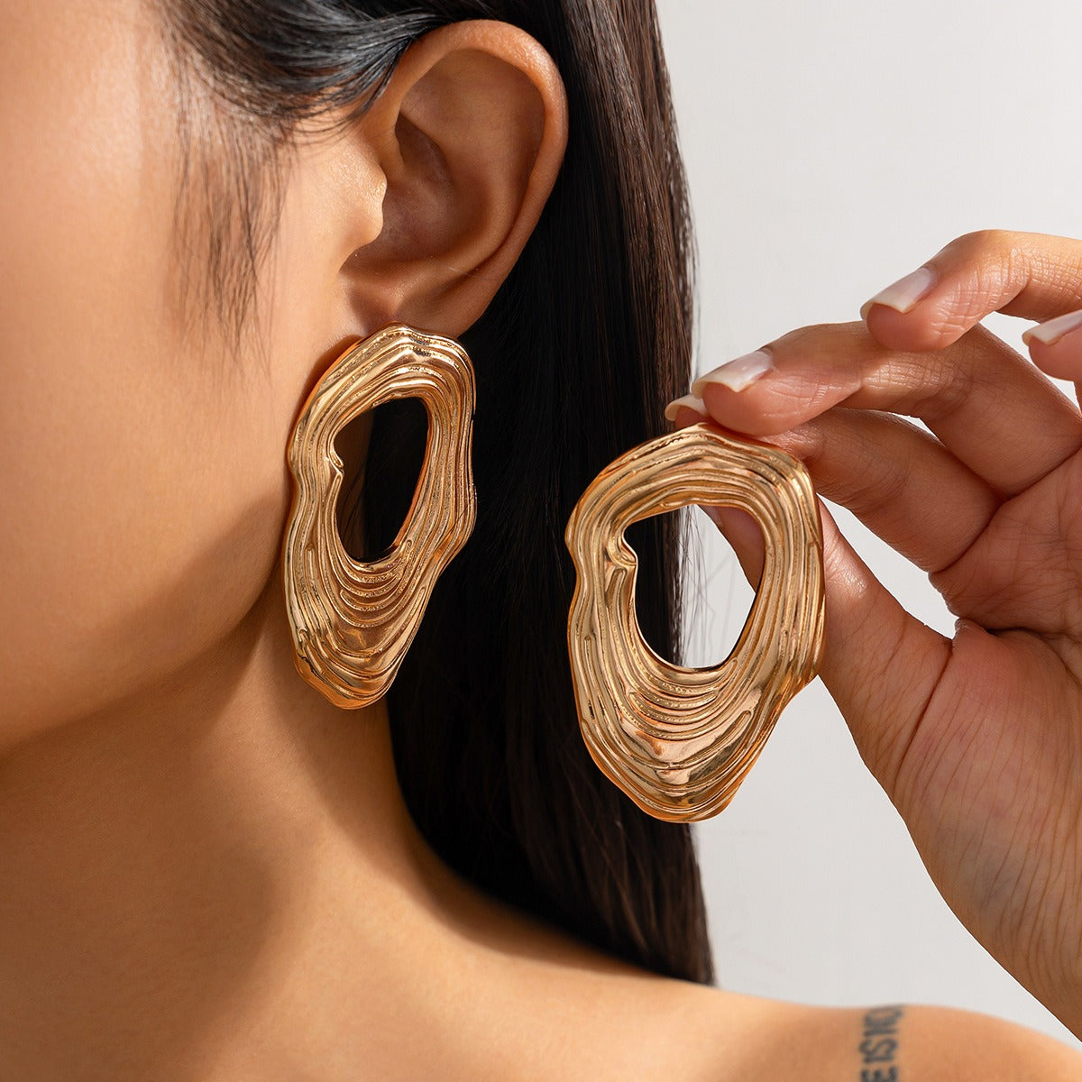 Metal Texture Glossy Geometric Earrings