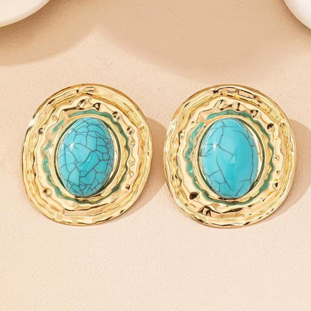 Exaggerated Oval Stud Earrings